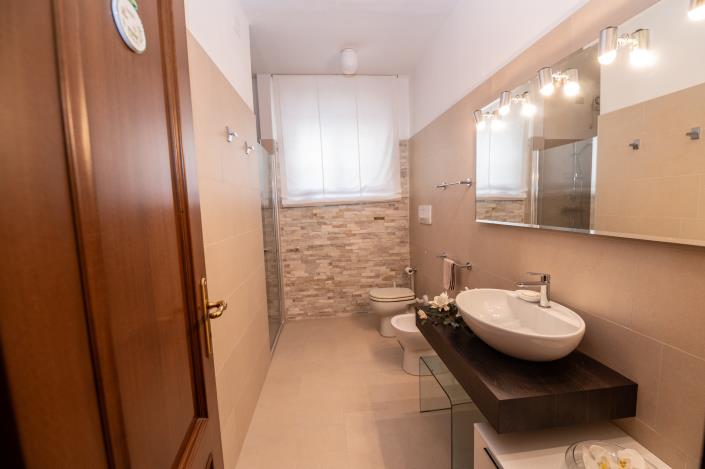 Image No.41-5 Bed Mansion for sale