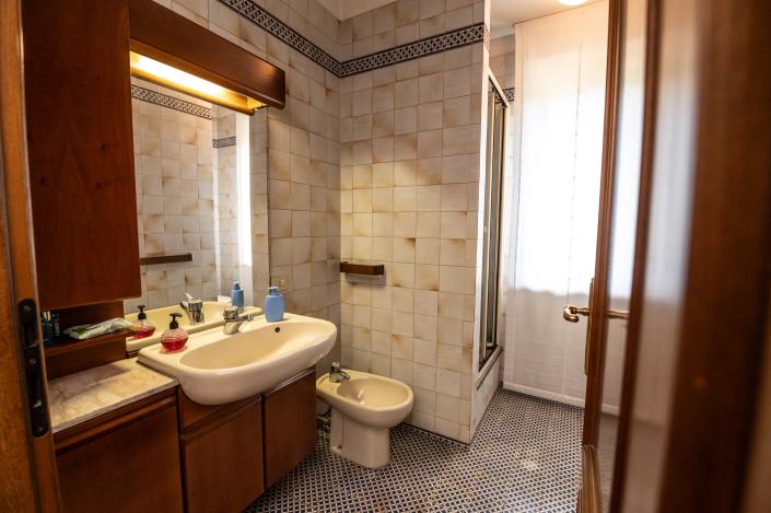 Image No.44-5 Bed Mansion for sale