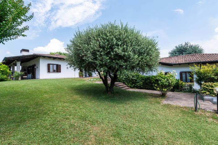 Image No.55-5 Bed Mansion for sale