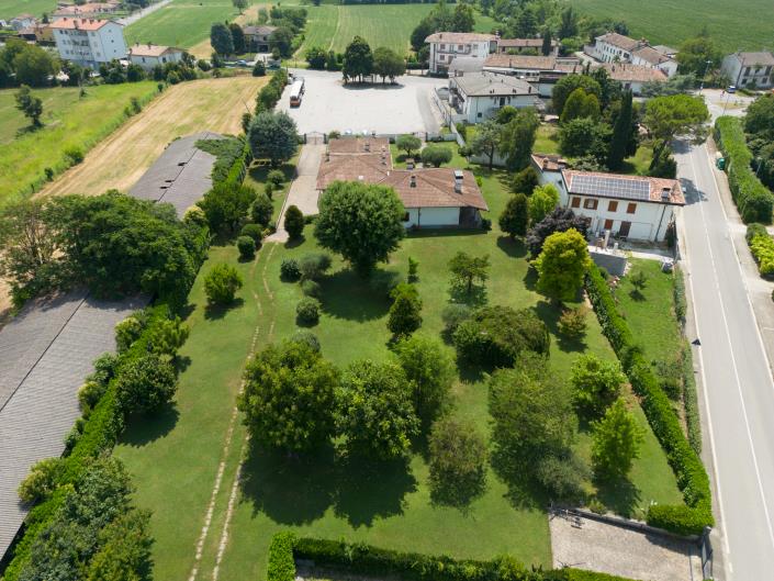 Image No.58-5 Bed Mansion for sale