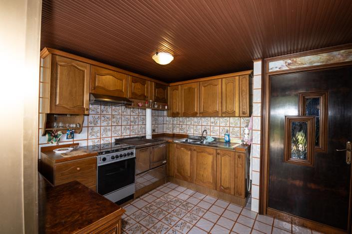 Image No.11-6 Bed Mansion for sale