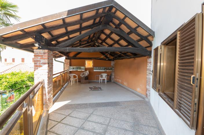 Image No.20-6 Bed Mansion for sale