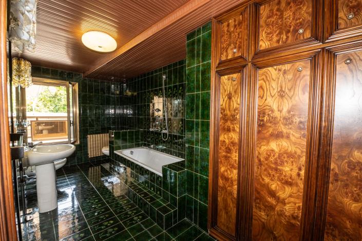 Image No.28-6 Bed Mansion for sale