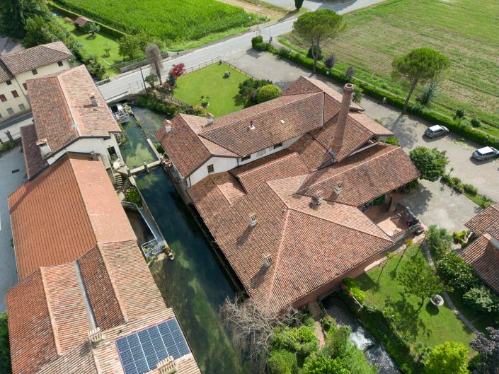 Image No.39-18 Bed Restaurant for sale