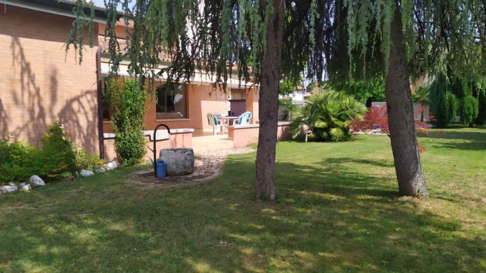 Image No.18-3 Bed Mansion for sale