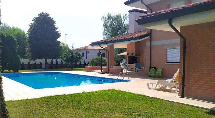 Image No.19-3 Bed Mansion for sale