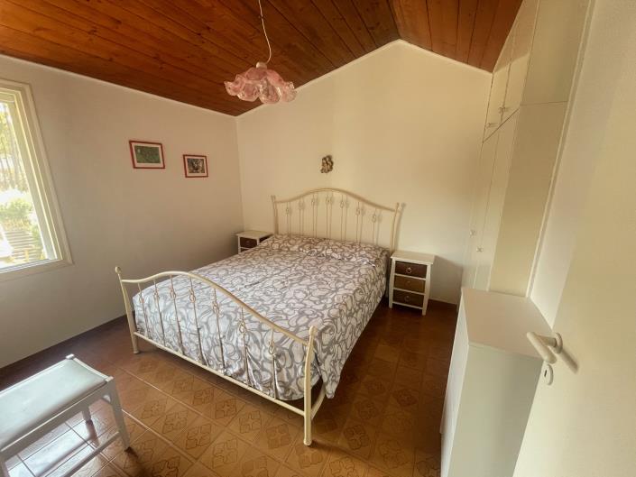 Image No.11-3 Bed Cottage for sale