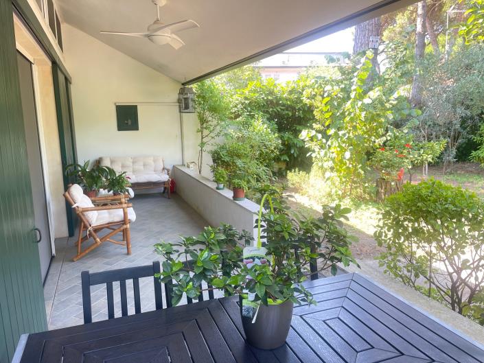 Image No.18-3 Bed Cottage for sale