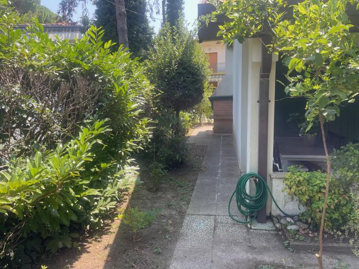 Image No.22-3 Bed Cottage for sale