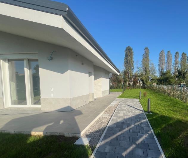 Image No.3-3 Bed Villa / Detached for sale