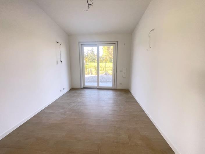 Image No.11-3 Bed Villa / Detached for sale