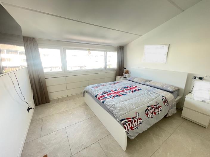 Image No.8-4 Bed Villa for sale