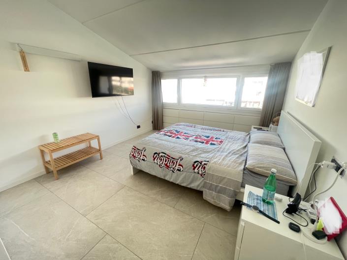 Image No.9-4 Bed Villa for sale