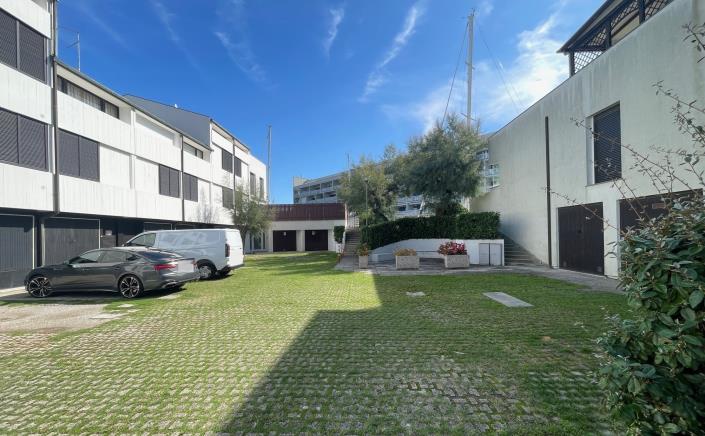 Image No.33-4 Bed Villa for sale