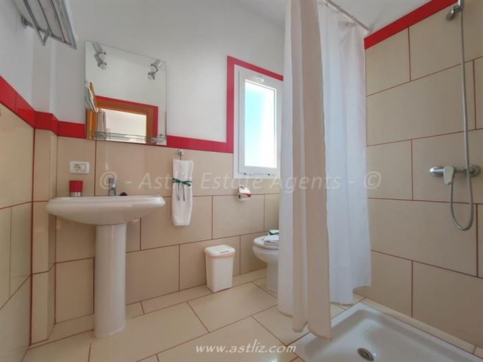 Image No.26-Villa de 4 chambres à vendre à Playa Paraiso