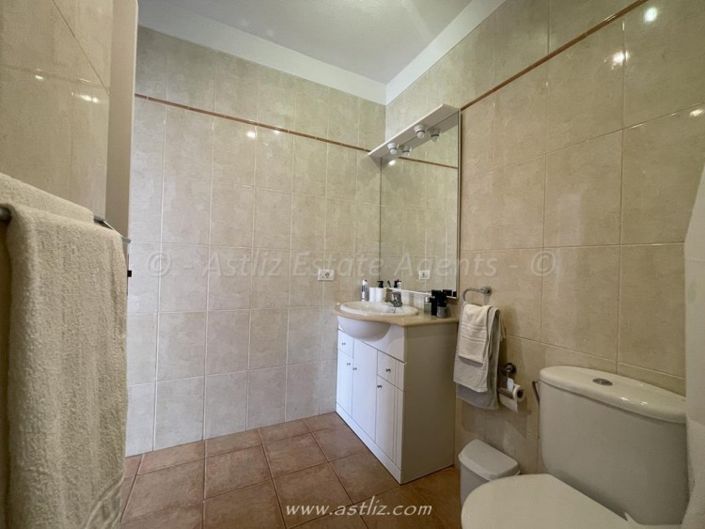 Image No.31-2 Bed Apartment for sale