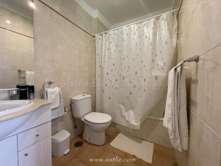 Image No.32-2 Bed Apartment for sale