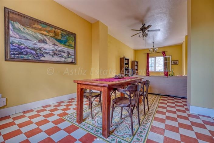 Image No.20-5 Bed Villa for sale