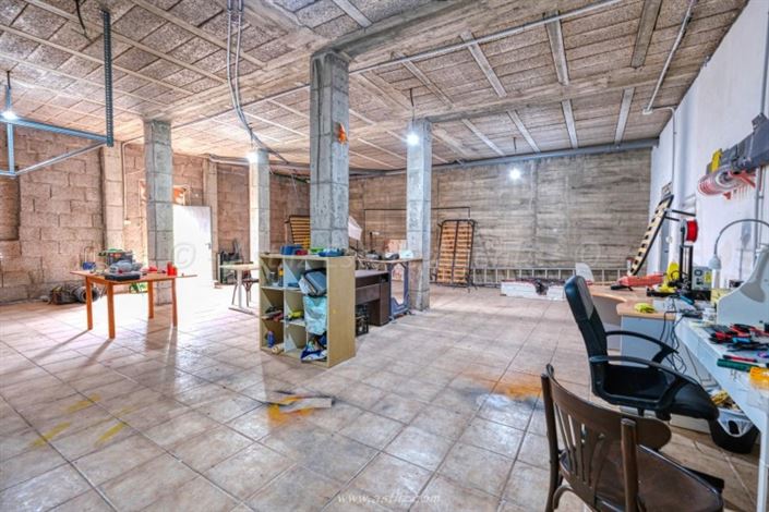 Image No.34-5 Bed Villa for sale