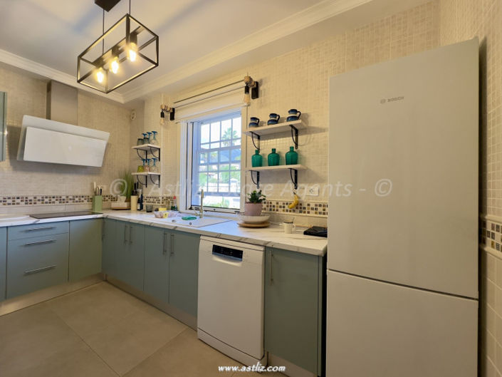 Image No.12-4 Bed Villa for sale