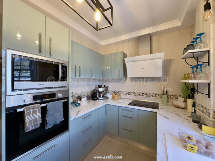 Image No.3-4 Bed Villa for sale