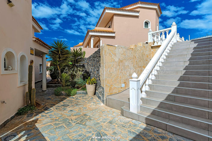 Image No.3-Villa de 3 chambres à vendre à Callao Salvaje