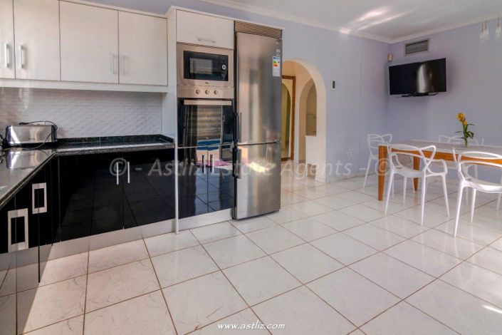 Image No.12-5 Bed Villa for sale