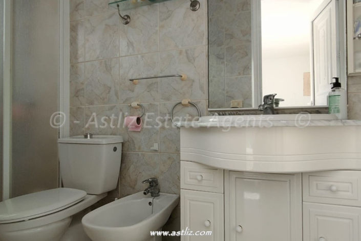 Image No.9-Villa de 3 chambres à vendre à Callao Salvaje