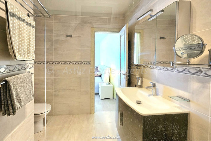 Image No.11-2 Bed Apartment for sale