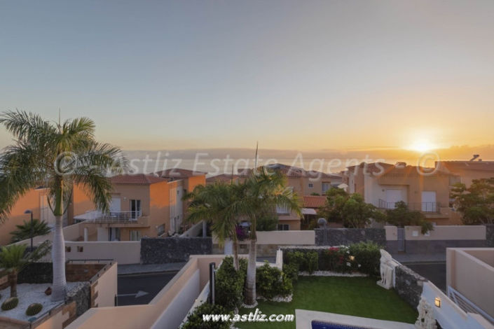 Image No.29-Villa de 4 chambres à vendre à Puerto de Santiago