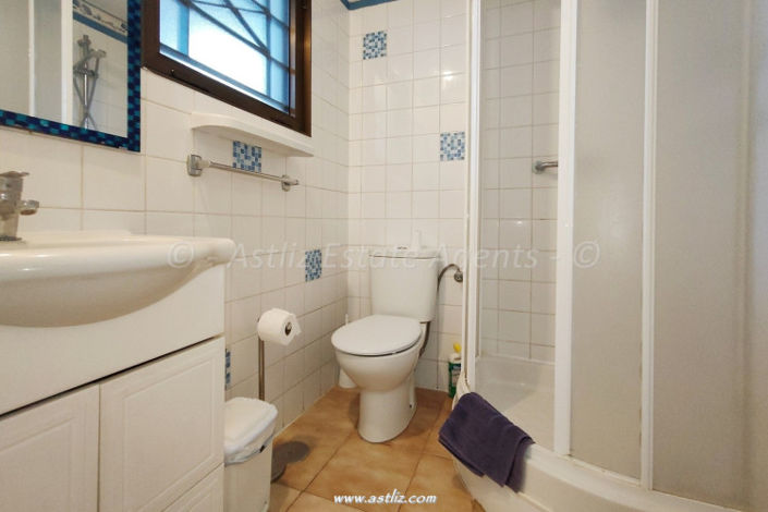 Image No.12-2 Bed Apartment for sale