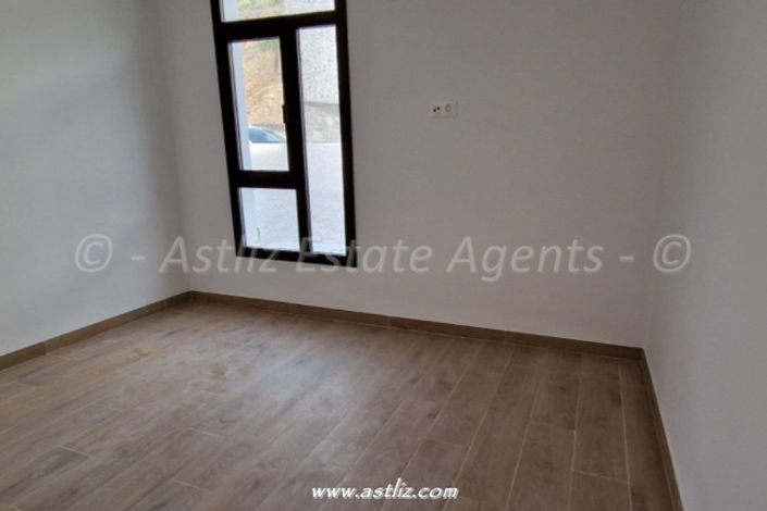 Image No.20-2 Bed Apartment for sale