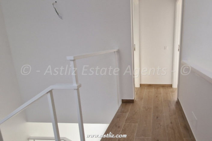 Image No.22-2 Bed Apartment for sale