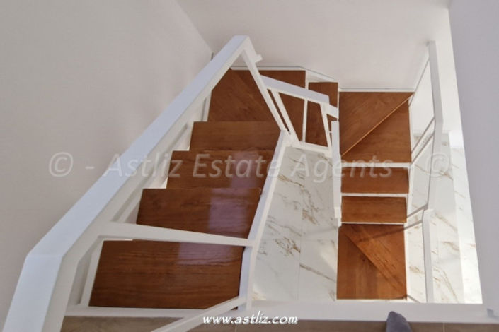 Image No.27-2 Bed Apartment for sale