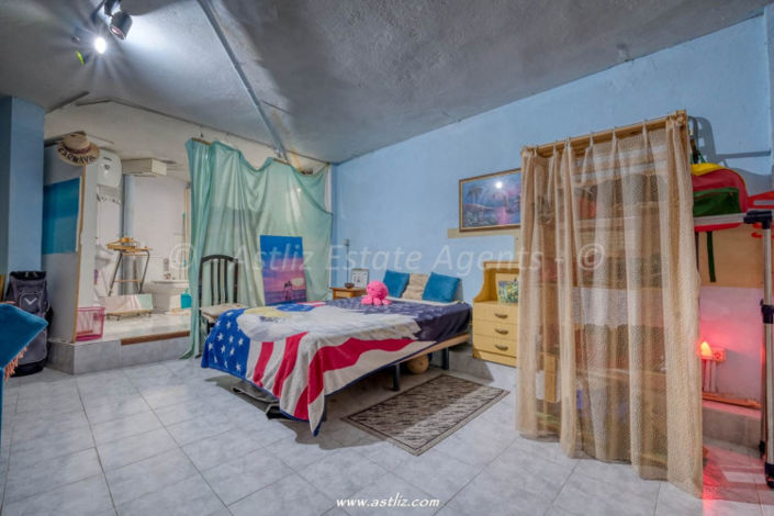 Image No.28-Commercial de 3 chambres à vendre à Playa San Juan