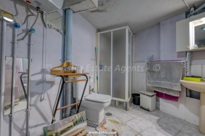 Image No.31-Commercial de 3 chambres à vendre à Playa San Juan