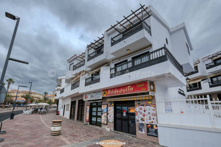 Image No.6-Commercial de 3 chambres à vendre à Playa San Juan