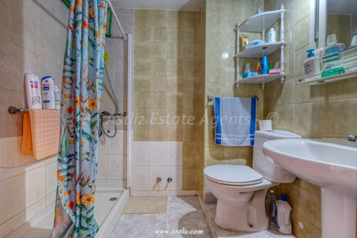 Image No.24-3 Bed Apartment for sale