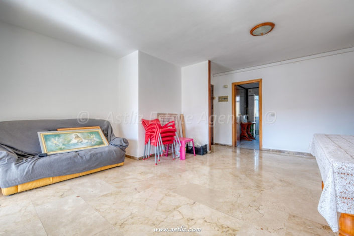 Image No.10-3 Bed Apartment for sale