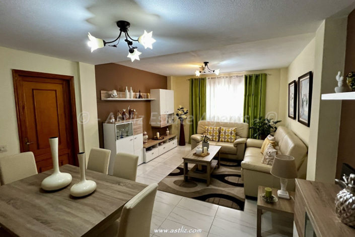 Image No.12-4 Bed Apartment for sale