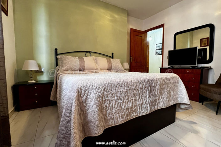 Image No.17-4 Bed Apartment for sale