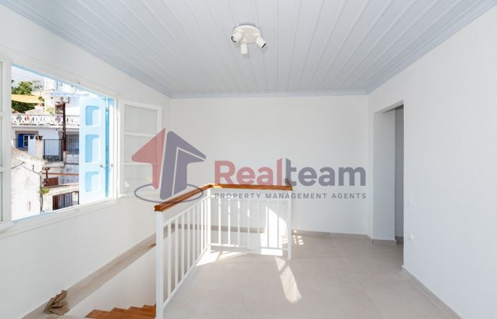 Image No.21-3 Bed Property for sale