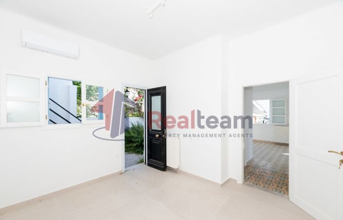 Image No.6-3 Bed Property for sale