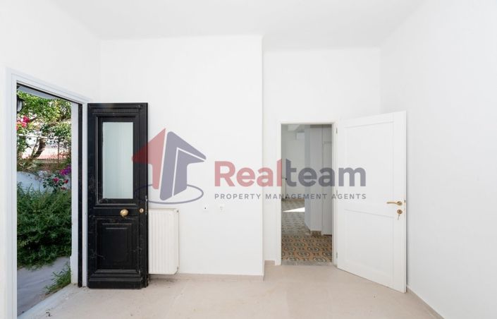 Image No.7-3 Bed Property for sale