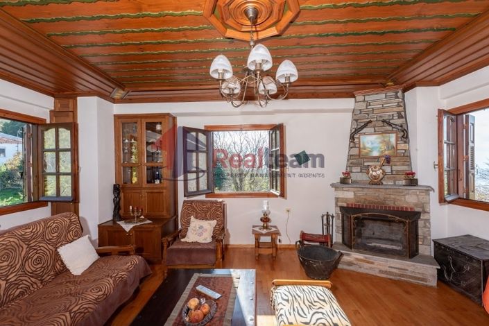 Image No.2-Propriété de 2 chambres à vendre à Portaria