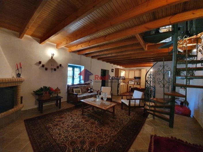 Image No.2-Maisonette de 2 chambres à vendre à Péloponnèse