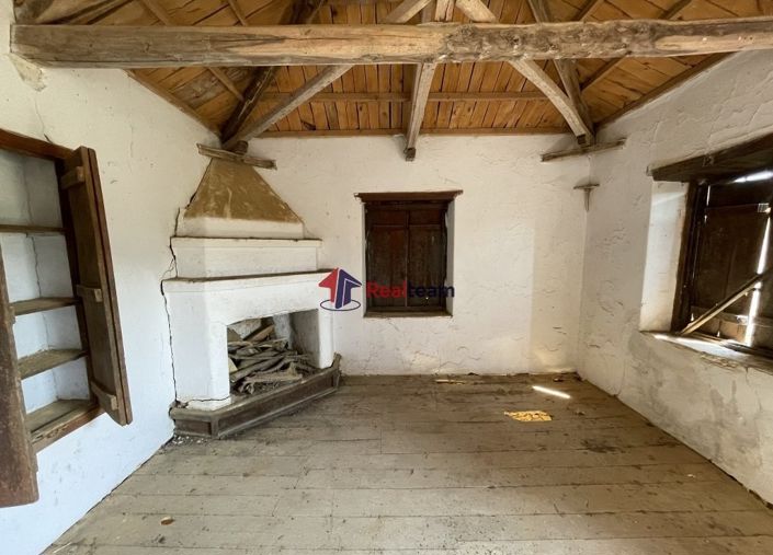 Image No.16-Propriété de 1 chambre à vendre à Chora