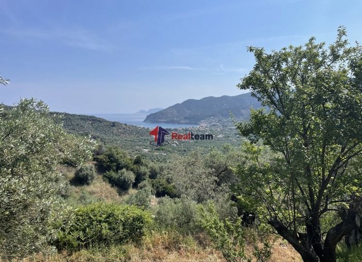 Image No.21-Propriété de 1 chambre à vendre à Chora