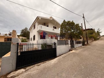 9322458272f94db294cdc9977d7c429c