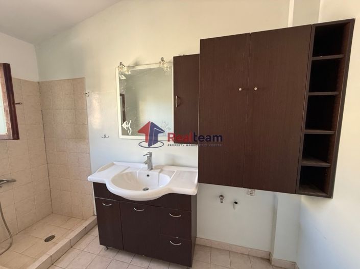 Image No.17-Propriété de 3 chambres à vendre à Lagonisi